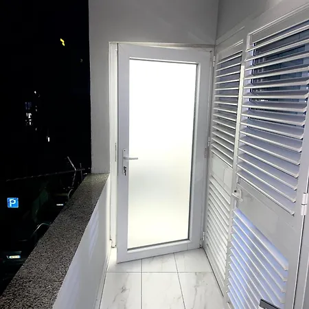 Nn With Balcony 1 Apartment Tirana