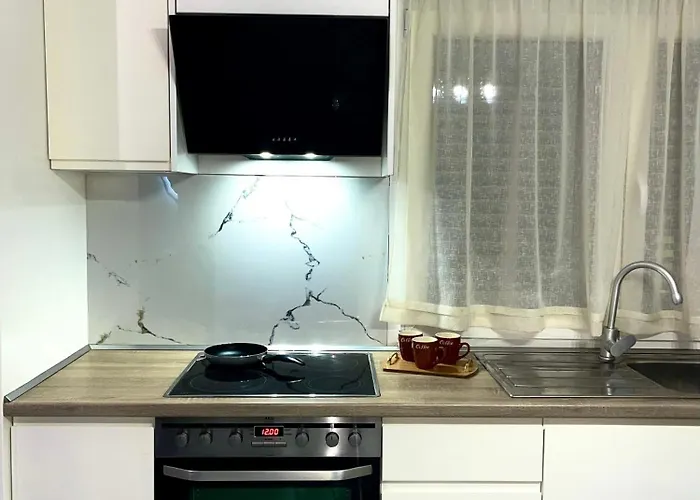 Διαμέρισμα Nn With Balcony 1 Τίρανα